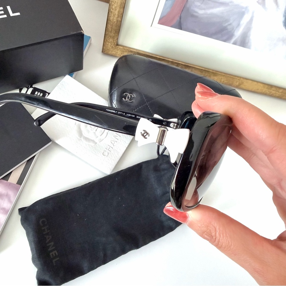 Chanel CC Logo Ribbon‎ Black Acetate Oversized Sunglasses - Picture 2 of 9